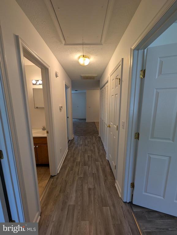 Building Photo - 26183 S Sandgates Rd