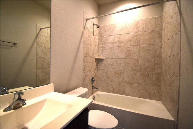 Building Photo - 5930 Dovershire Blf Wy