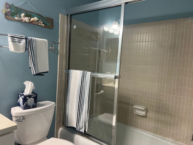 Building Photo - Venice, FL 1BD + Den/2BA Condo in Sea Villas
