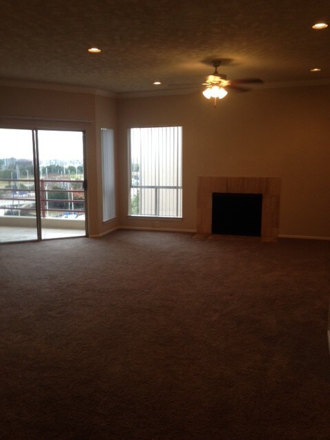 Primary Photo - 1306 Marina Bay Dr