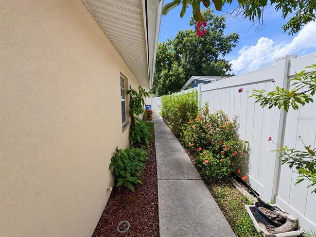 Building Photo - 8915 59th Way