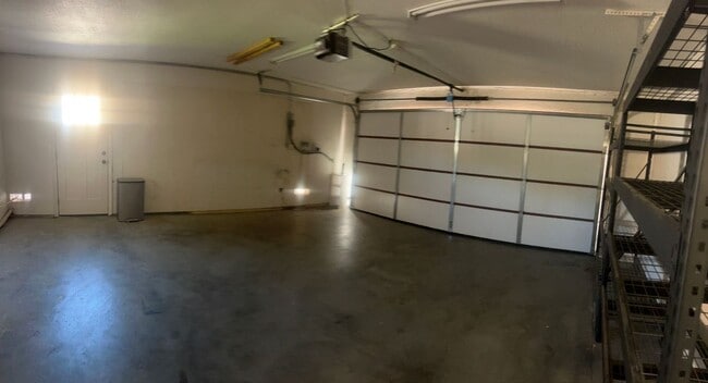Building Photo - 81625 Angela Ct