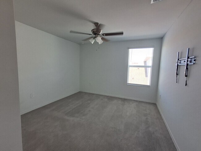 Building Photo - 12232 Amber Waves Rd