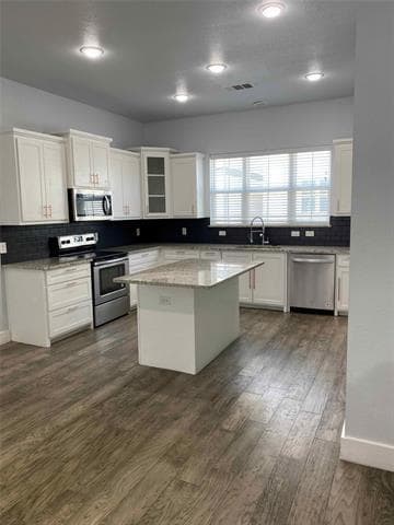 Building Photo - 203 S Village Way