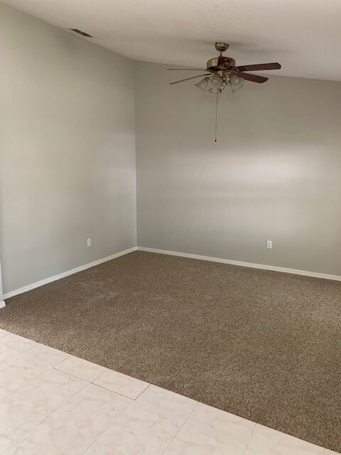Building Photo - 9120 Rockrose Dr