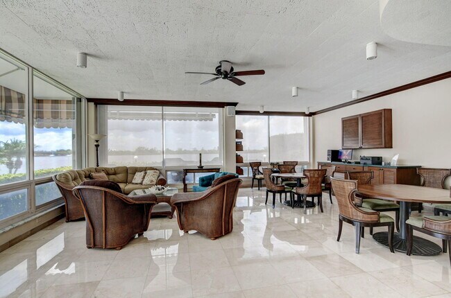 Building Photo - 2840 S Ocean Blvd