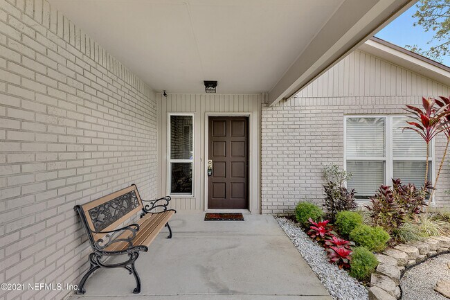 Building Photo - 10654 Casa Grande Dr