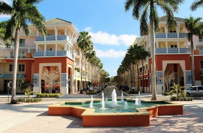 Building Photo - 136 Florence Dr