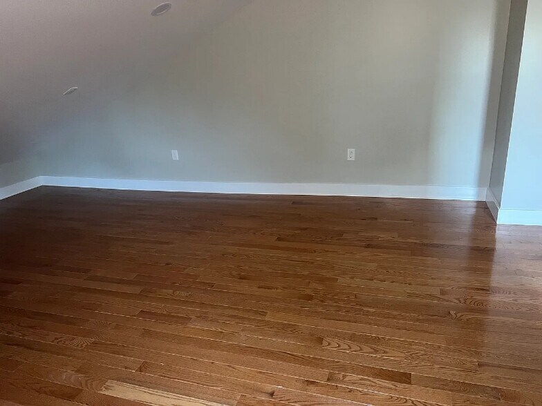 Building Photo - 478 Fabyan Pl