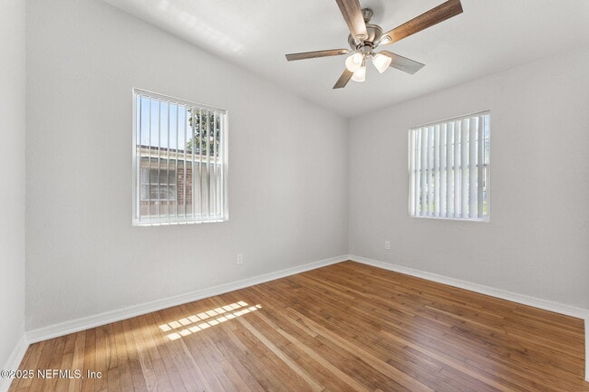 Building Photo - 1146 Carthage Dr