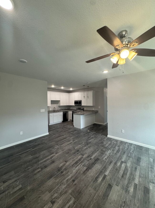 Primary Photo - 3/2/2 NEW CONSTRUCTION Spacious YARD WITH ...