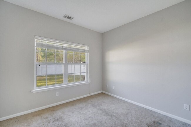 Building Photo - 1200 Peacock Trail