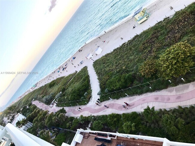 Building Photo - 6917 Collins Ave