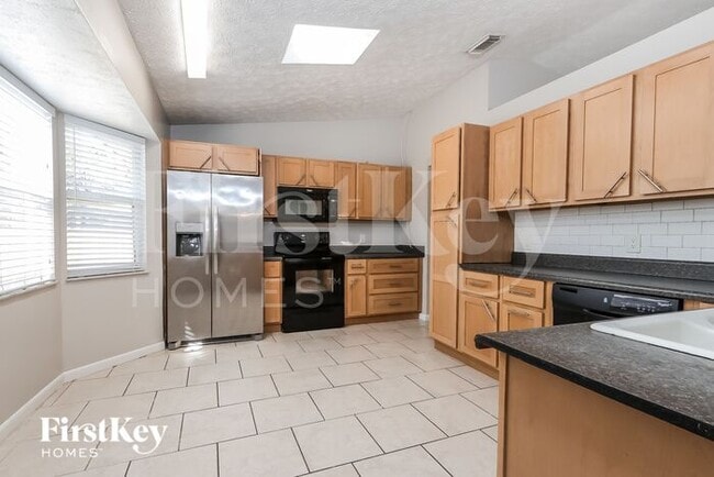 Building Photo - 1158 Southwest Hunnicut Avenue