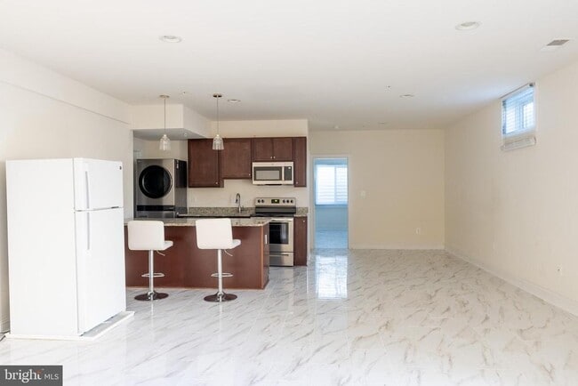 Building Photo - 21 Old Bonifant Rd