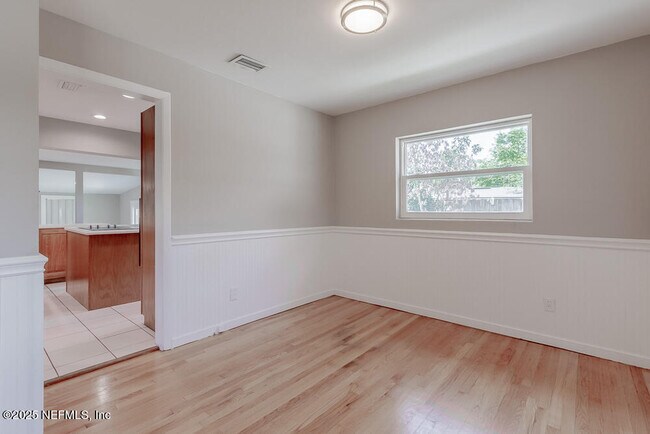Building Photo - 5640 Coppedge Ave