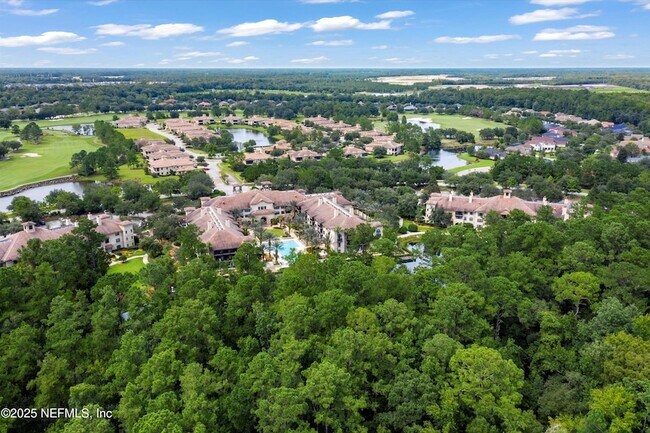 Building Photo - 955 Registry Blvd