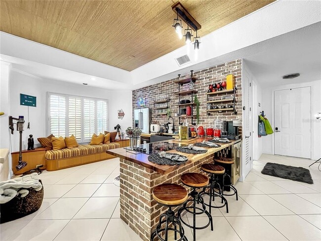 Building Photo - 3608 54th Dr W