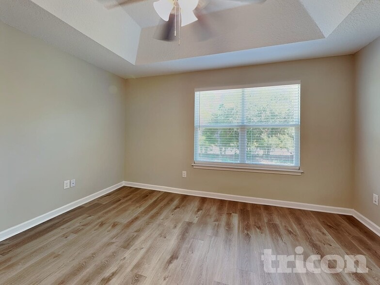 Building Photo - 12447 Trailhead Dr