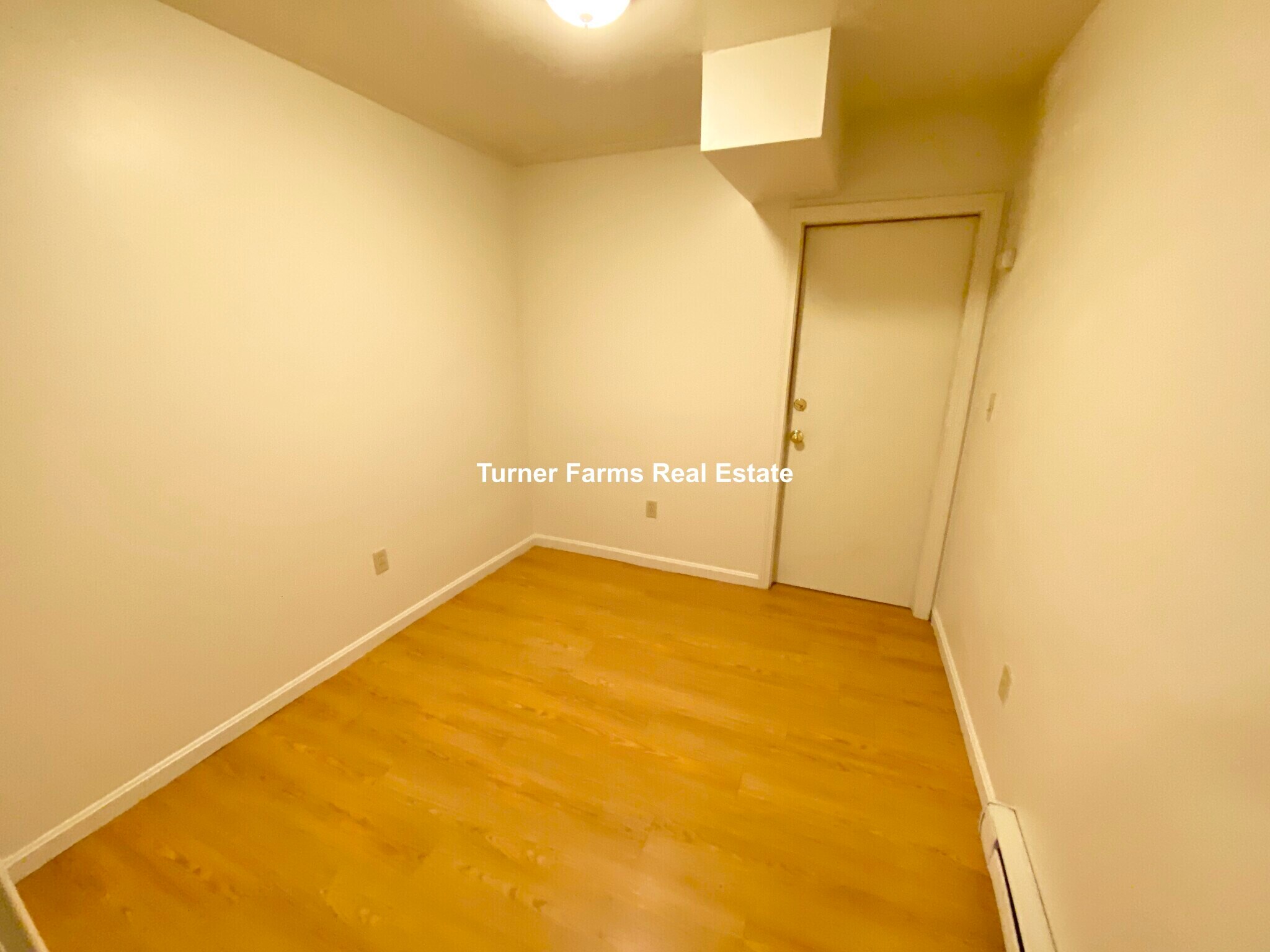 Building Photo - 2 Shepherd Ave