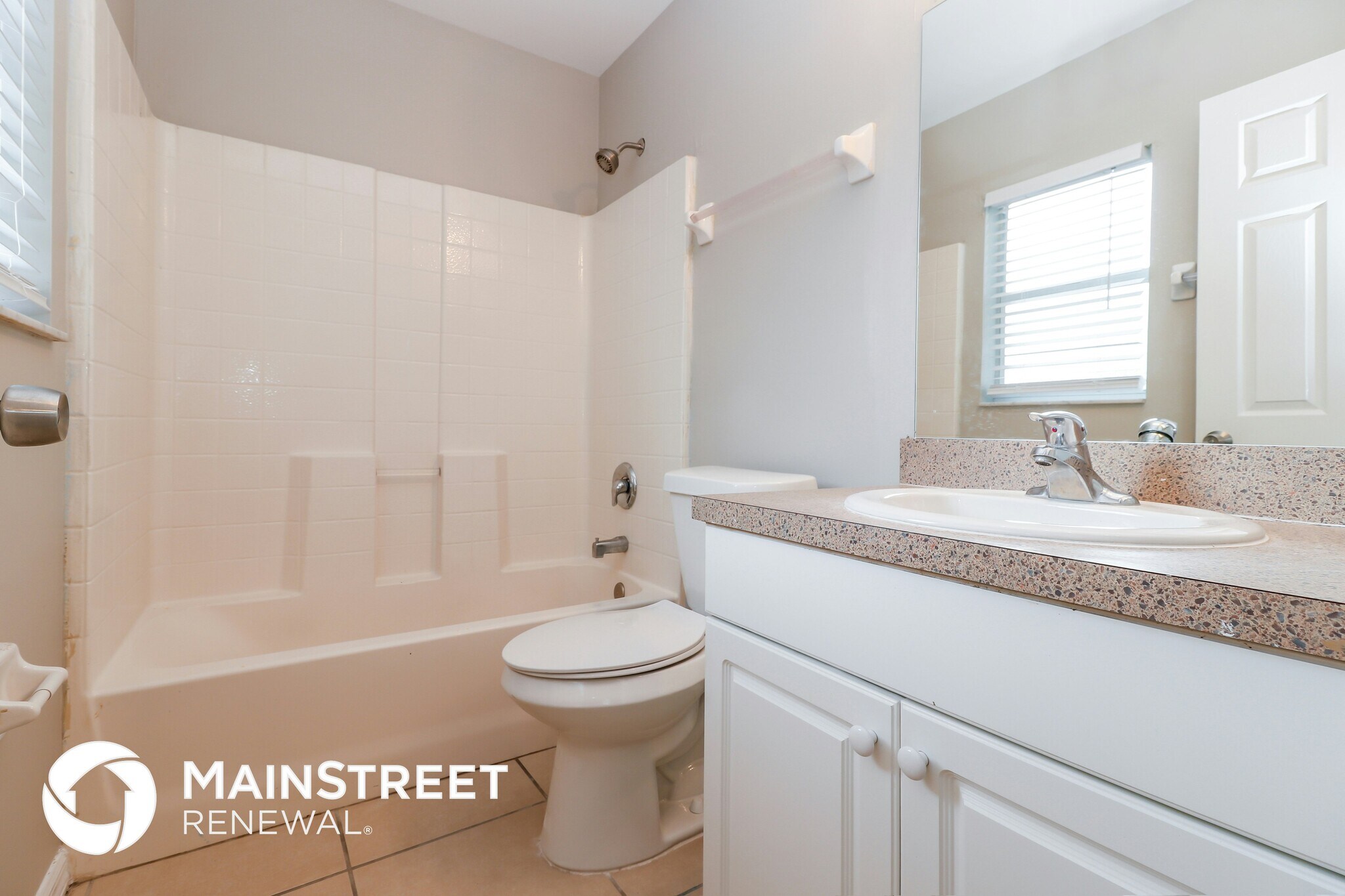 Building Photo - 5545 Fifth Ave