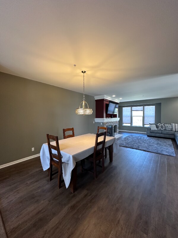 Building Photo - 385 Windmill Dr