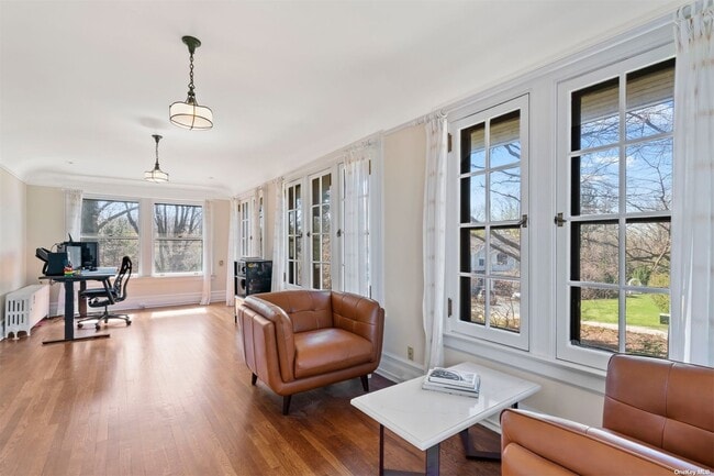 Building Photo - 31 Elm Sea Ln