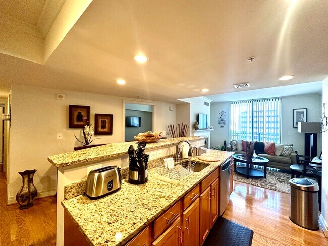 Building Photo - Fully Furnished Luxurious 2 Bedroom Condo ...