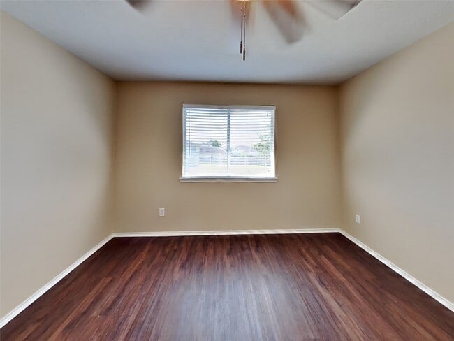 Building Photo - 14231 Bonham Oaks Ln