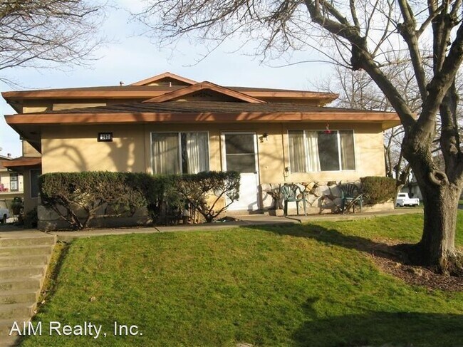 Primary Photo - 2 br, 1 bath House - 287 SHARP CIRCLE #3