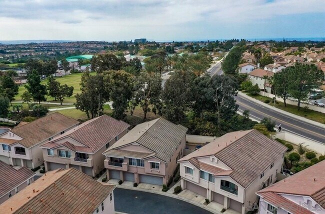 Building Photo - 1138 De Leon Dr