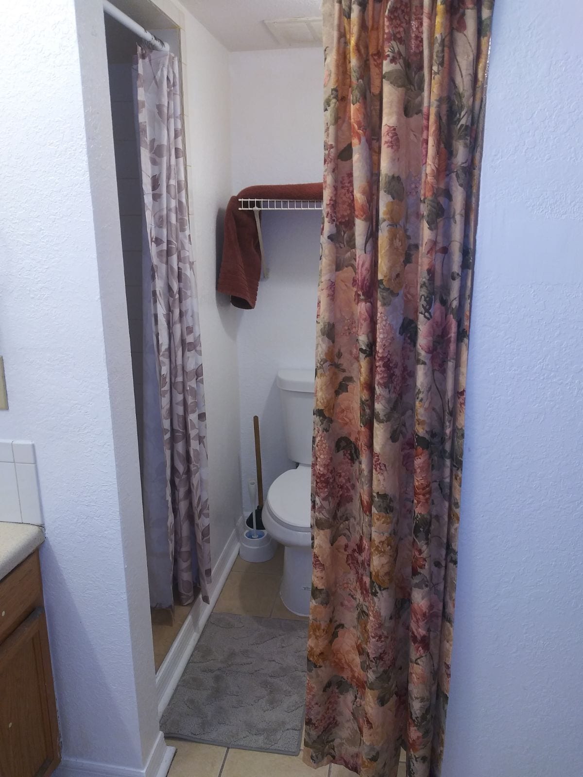 Building Photo - 6827 Rojo Ct