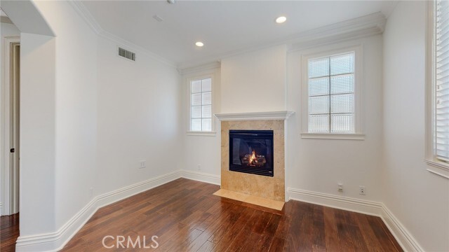 Building Photo - 1102 Slauson Ln