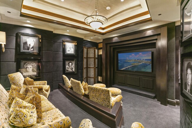 Building Photo - 5310 N Ocean Dr