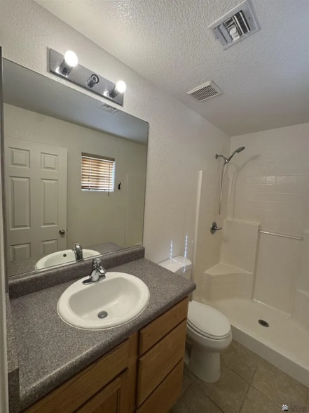 Building Photo - 10486 Typhoon Ave