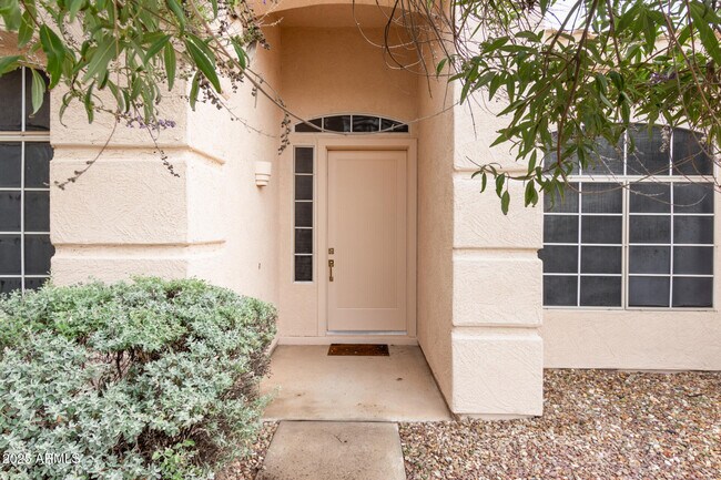 Building Photo - 3331 N Copenhagen Dr