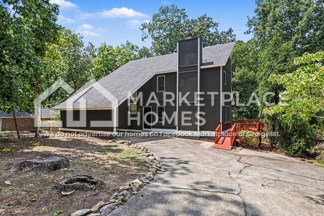 Building Photo - 3252 Greenhill Ct