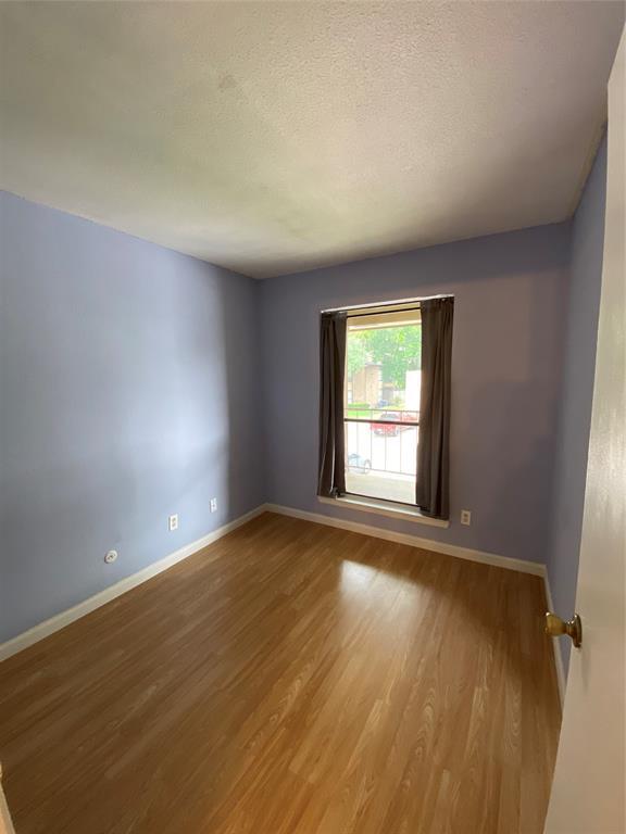 Building Photo - 9000 Bissonnet St