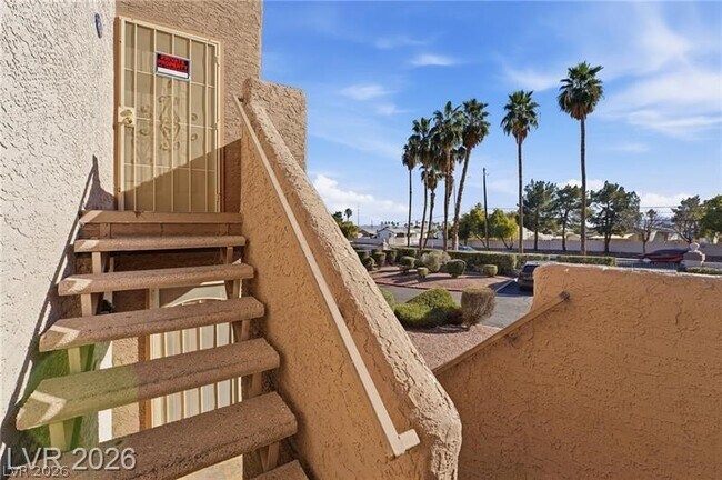 Building Photo - 2982 Juniper Hills Blvd