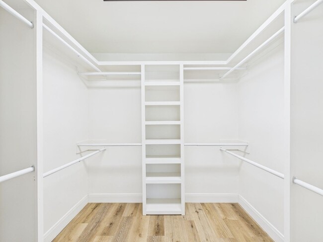 Building Photo - 3412 NE 16th Ave