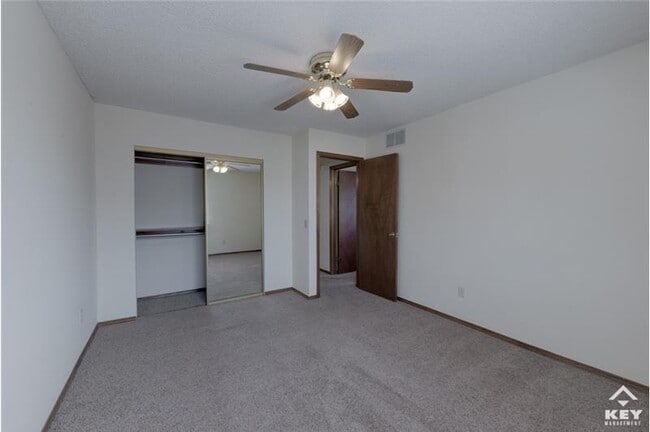 Building Photo - 7011 W Sheriac Cir