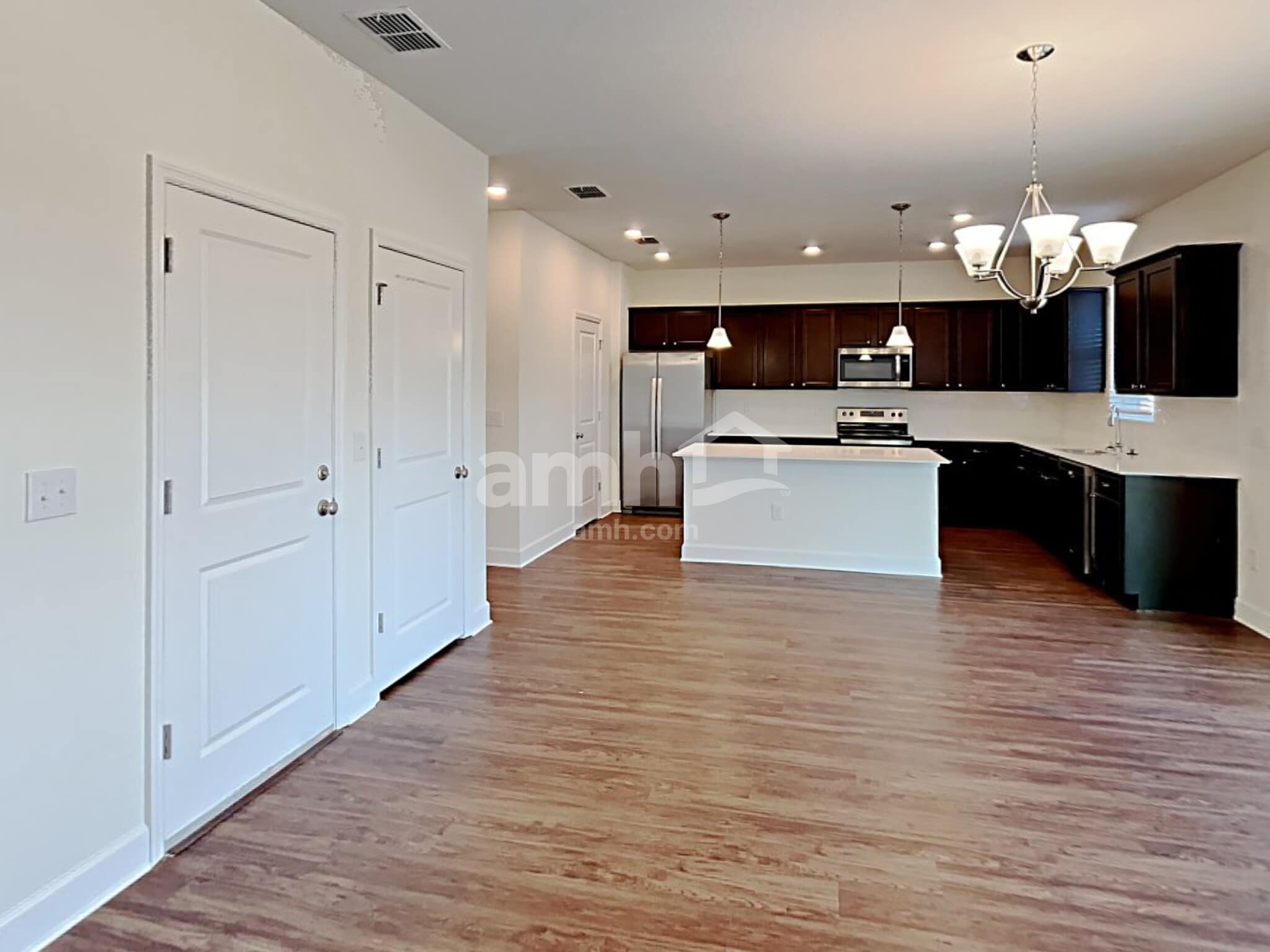 Building Photo - 1009 Walden Woods Dr