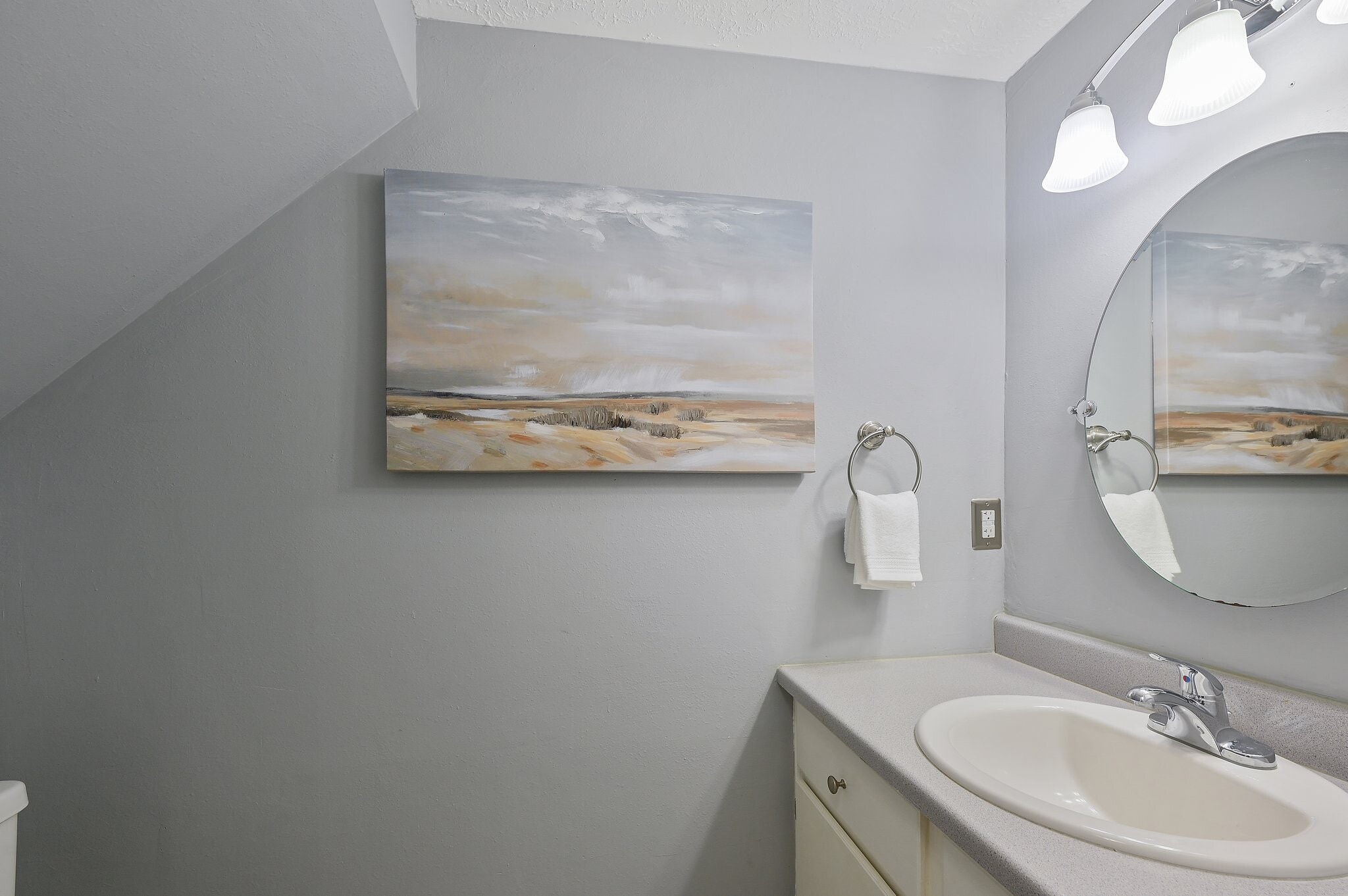 Building Photo - 1902 Dartmouth St