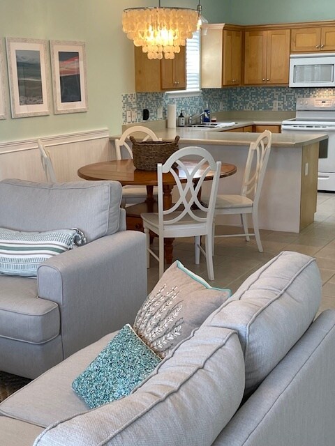 Building Photo - 213 Coronado Pl