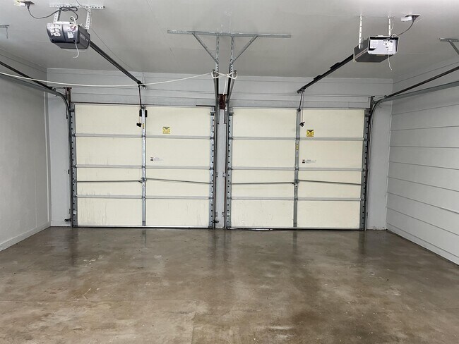 Building Photo - 2601 Shropshire Blvd