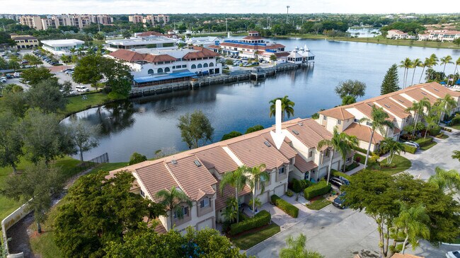 Building Photo - 6810 Via Regina