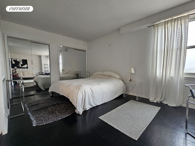 Building Photo - 135 Ocean Pkwy