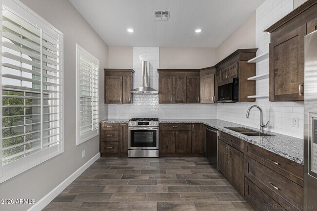 Building Photo - 25454 S 204th Way