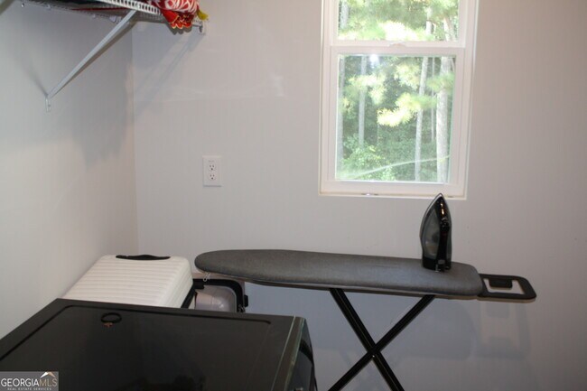 Building Photo - 3520 Pickens Lndg Dr