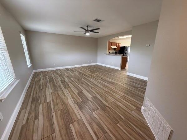 Building Photo - 213 Spring Branch Dr